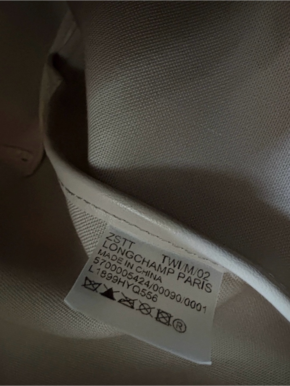 $349 LONGCHAMP - Picture 8 of 15